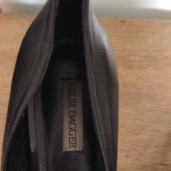 Kelsi Dagger black leather platform 5” heels - 8.5 - Picture 3 of 5